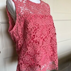 Elegant Peach color Lace Sleeveless Top